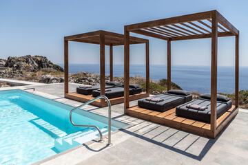 Private pool