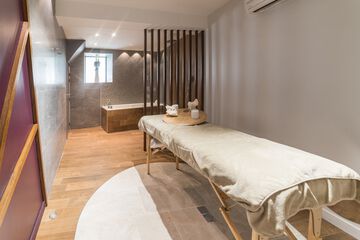 Treatment room