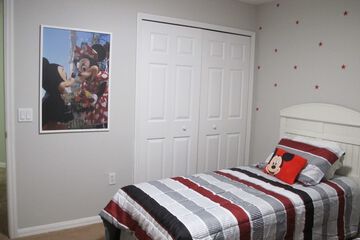 Children's theme room