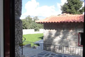 Photo 51