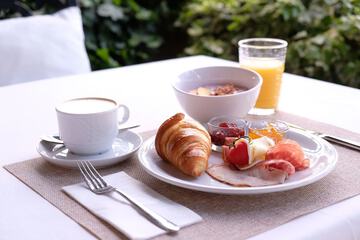 Breakfast meal