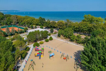 Children's play area - outdoor