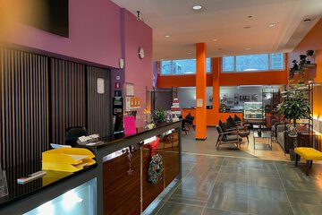 Check-in/check-out kiosk