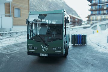 Train station shuttle