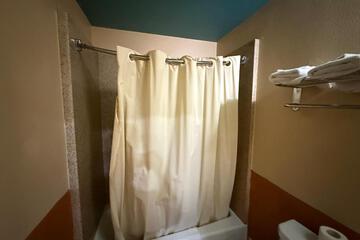 Photo 33