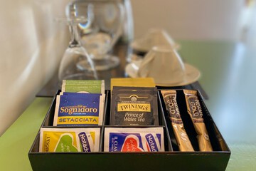 Coffee service