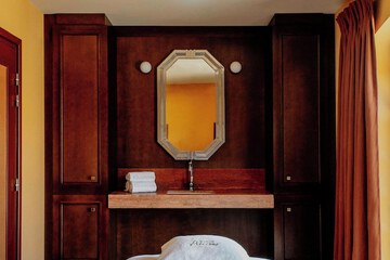 Treatment room