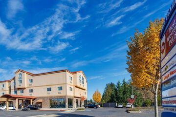 Best Western Plus Battle Ground Inn & Suites
