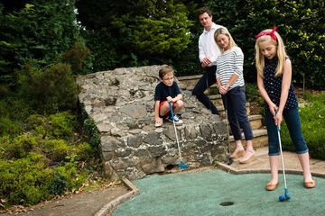 Mini-golf