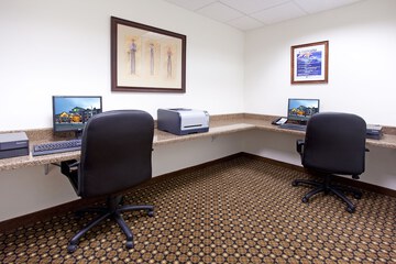 Business Center 40 of 40