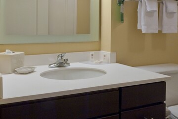 Room 15 of 24