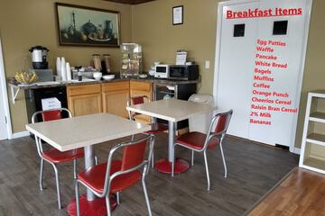 Breakfast area