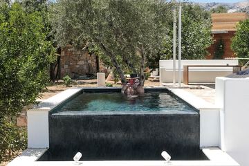 Private pool