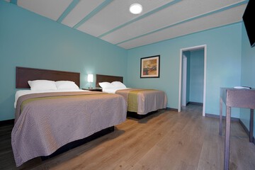 Room 15 of 35