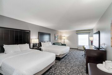 Room 34 of 39