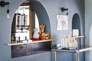 Coffee shop