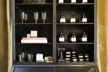 Gift shop