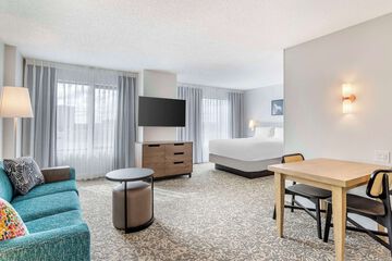 Sonesta ES Suites San Antonio Downtown Alamo Plaza