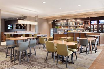 Courtyard by Marriott Boston Dedham / Westwood