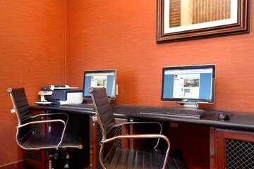 Business Center 37 of 42