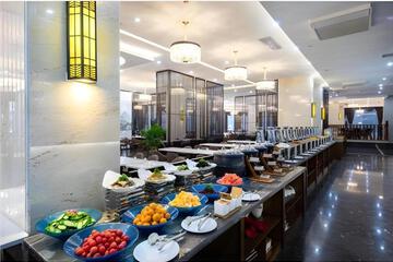 restaurant cafeteria