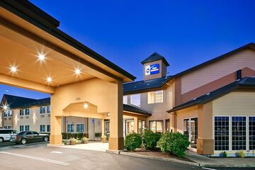 Best Western Dallas Inn & Suites
