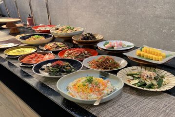 Breakfast buffet