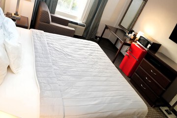 Room 21 of 36