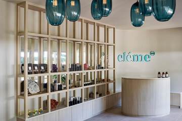 Spa reception