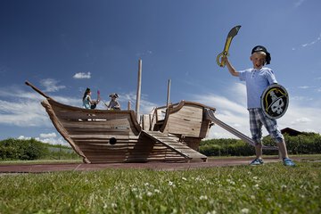 Children's play area - outdoor