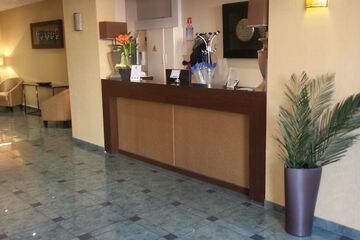 Concierge desk