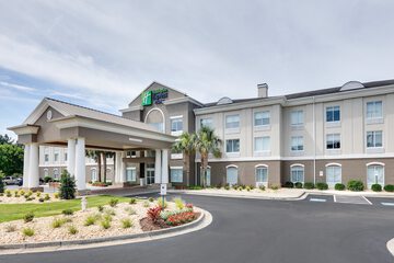 Holiday Inn Express & Suites Dublin by IHG