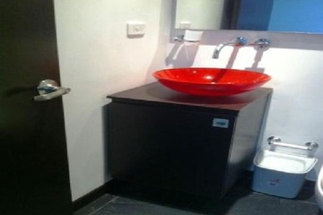 Bathroom sink