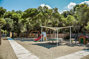 Children's play area - outdoor