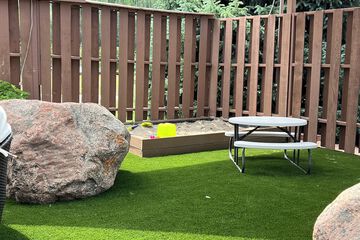 Children's play area - outdoor