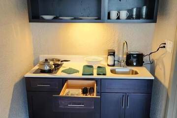 Private kitchenette