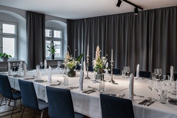 Indoor wedding