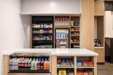 Snack bar