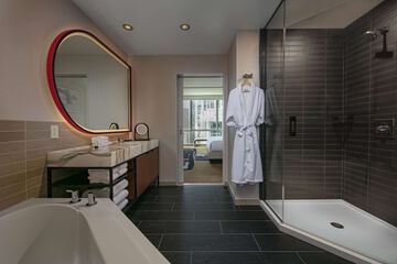 Bathroom shower