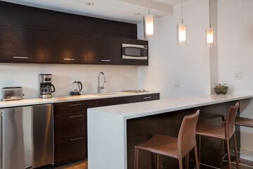 Private kitchenette