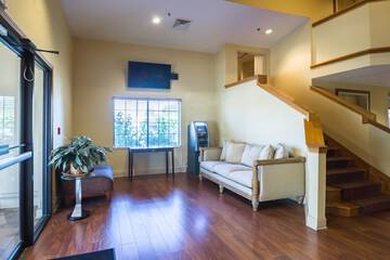 Hotel Interior 10 of 26