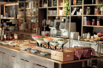 Breakfast buffet