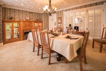Breakfast area