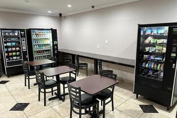 Vending machine