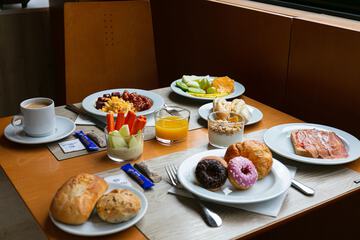 Breakfast meal