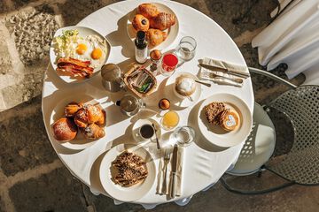 Breakfast buffet
