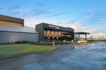 Courtyard by Marriott Dallas DFW Airport North / Irving