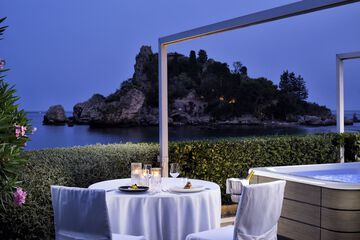 Room service - dining