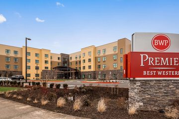 Best Western Premier Hotel at Fishers Landing