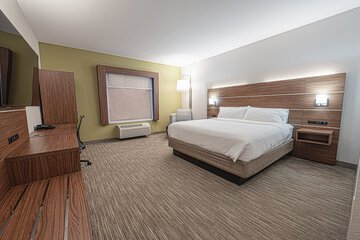 Room 19 of 33